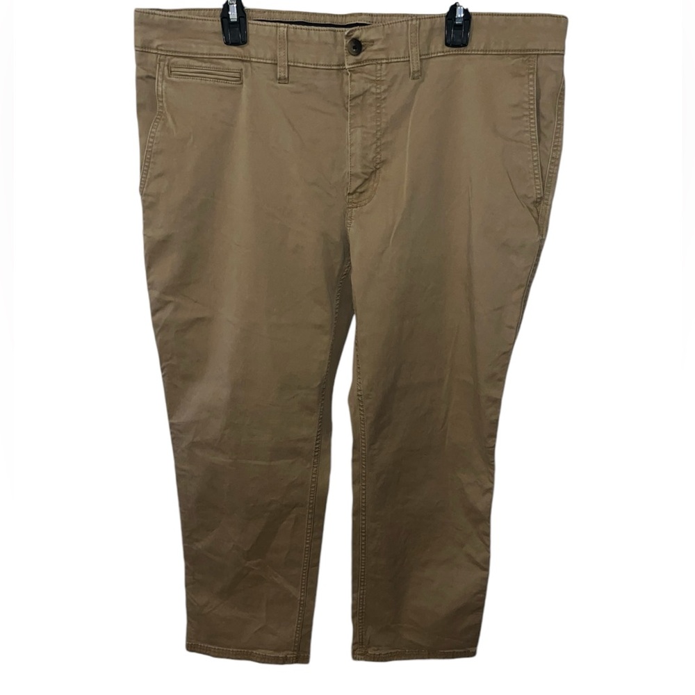 4/$25 Men’s St. John’s Bay Super Stretch Khaki Pants 42x30